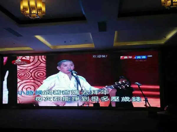 ���̰���